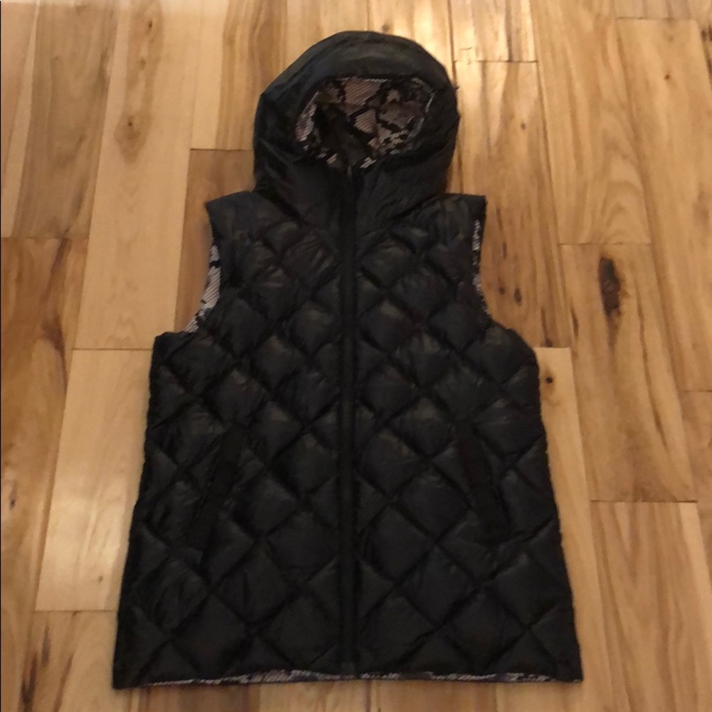Lululemon reversible vest